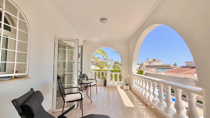 Image No.46-4 Bed Villa for sale