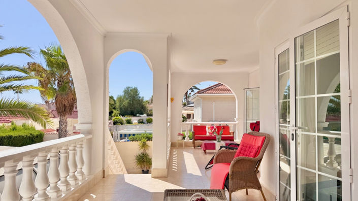 Image No.5-4 Bed Villa for sale