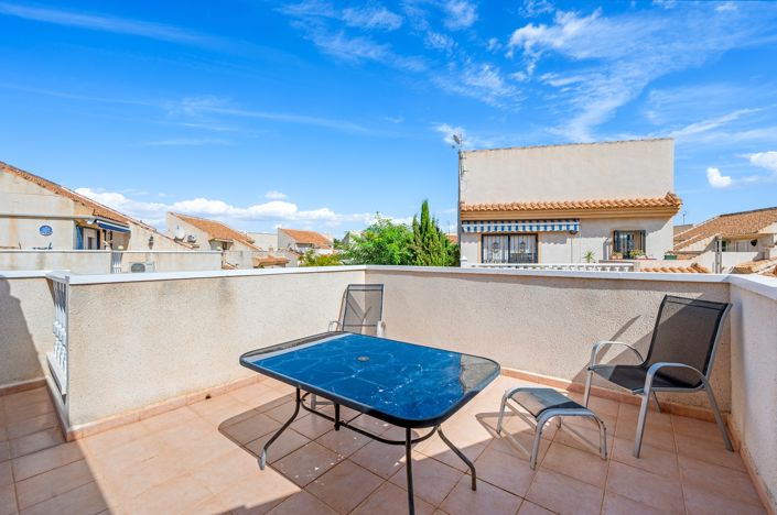 Image No.22-2 Bed Property for sale