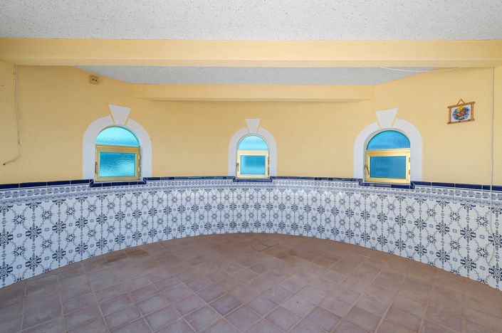 Image No.48-7 Bed Villa for sale