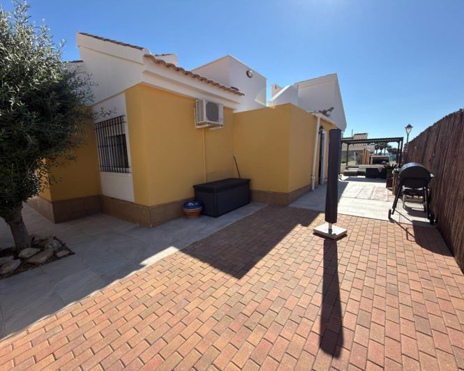Image No.20-Villa con 3 dormitorios en venta