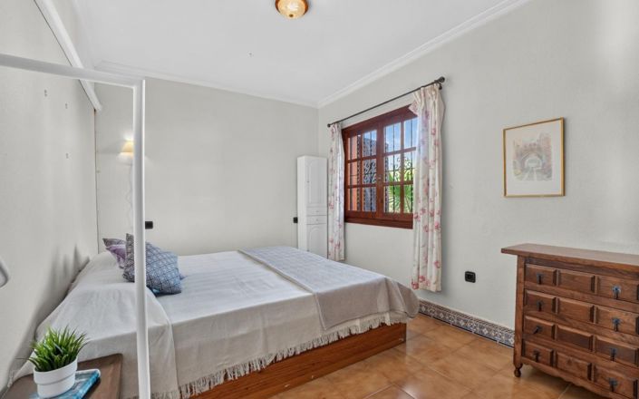 Image No.13-2 Bed Villa for sale