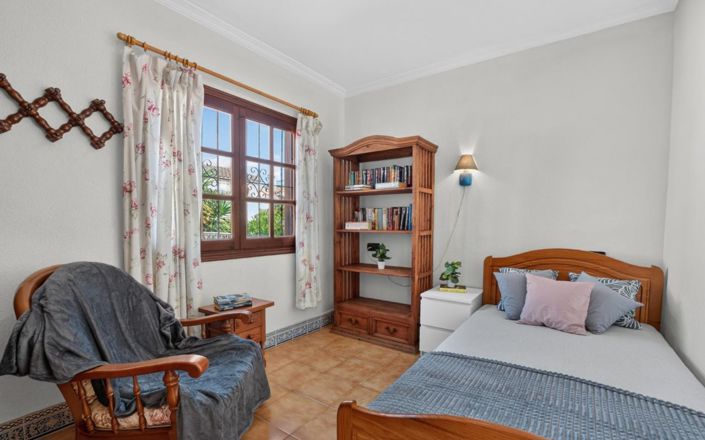 Image No.17-2 Bed Villa for sale