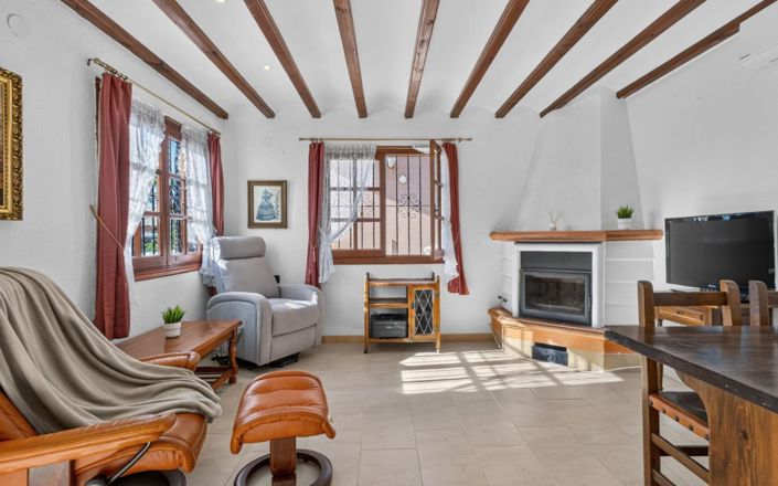 Image No.6-2 Bed Villa for sale