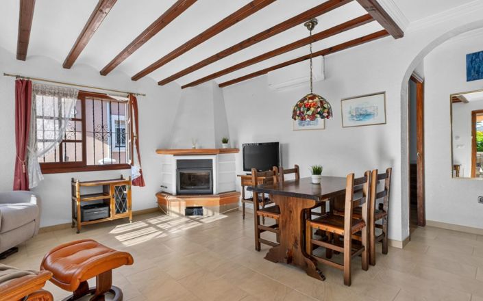 Image No.7-2 Bed Villa for sale