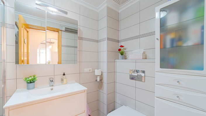 Image No.19-2 Bed Apartment for sale