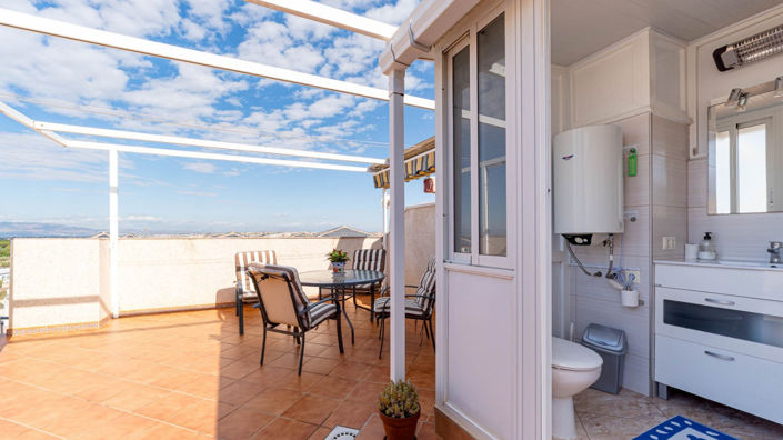 Image No.37-2 Bed Apartment for sale