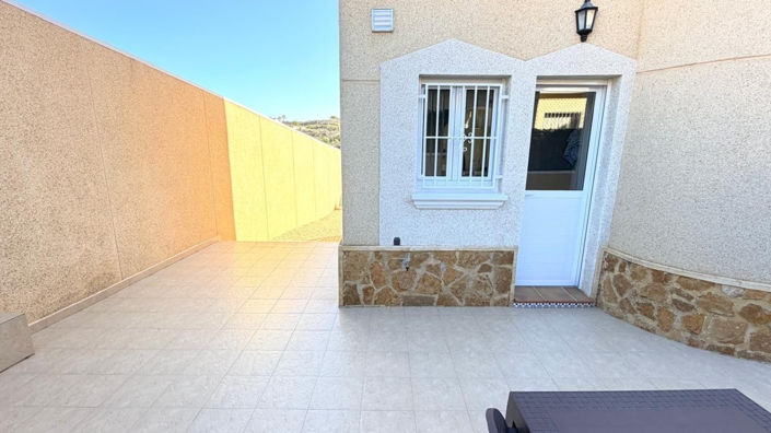 Image No.33-3 Bed Property for sale