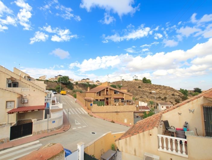 Image No.20-3 Bed Villa for sale