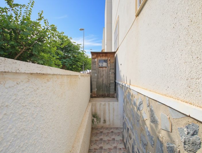 Image No.28-3 Bed Villa for sale