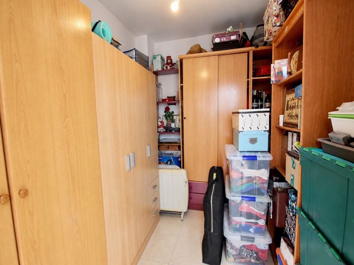 Image No.24-3 Bed Apartment for sale
