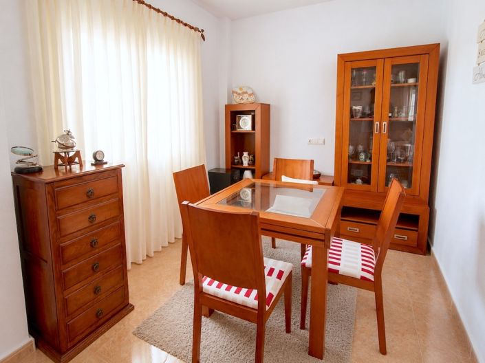 Image No.9-4 Bed Villa for sale