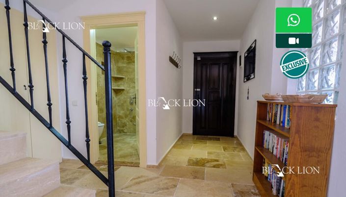 Image No.17-3 Bed Villa for sale