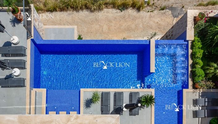 Image No.4-4 Bed Villa for sale