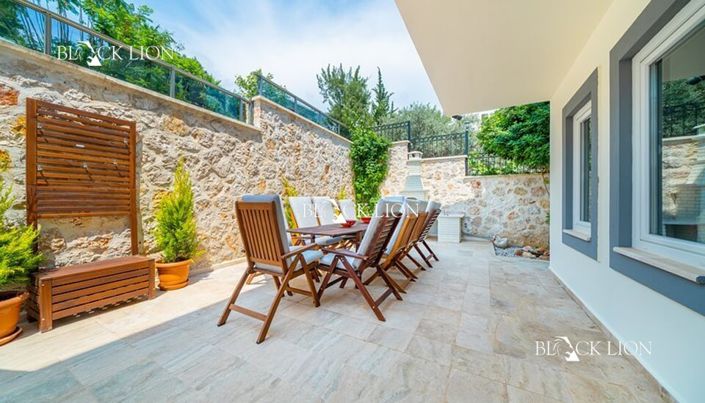 Image No.7-5 Bed Villa for sale