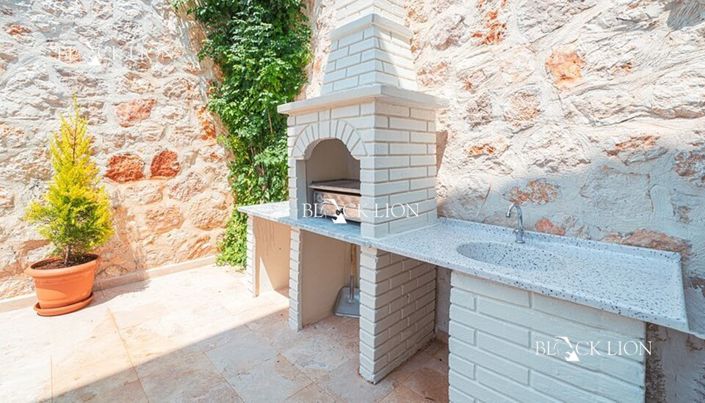 Image No.7-5 Bed Villa for sale