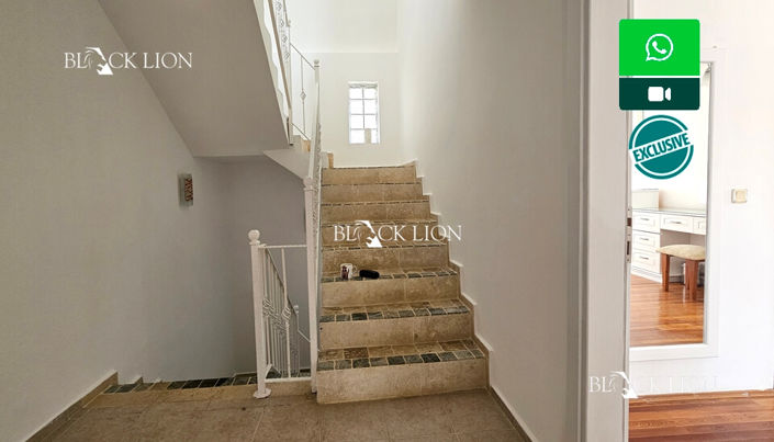 Image No.11-4 Bed Property for sale