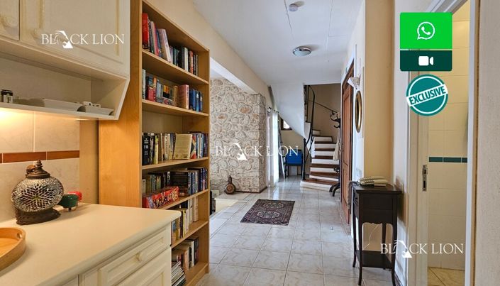 Image No.18-3 Bed Villa for sale