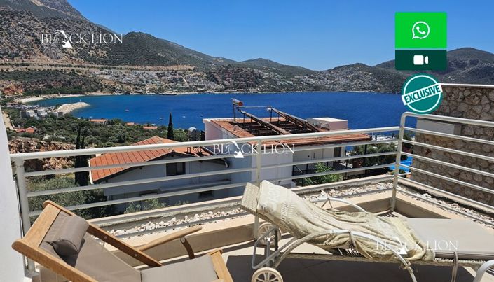 Image No.15-3 Bed Townhouse for sale