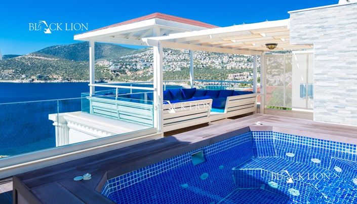 Image No.7-4 Bed Property for sale