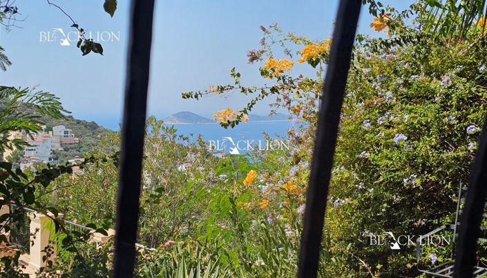 Image No.24-2 Bed Apartment for sale