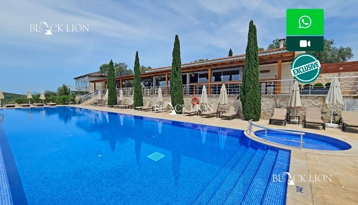 Image No.26-3 Bed Villa for sale