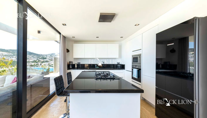 Image No.13-3 Bed Villa for sale