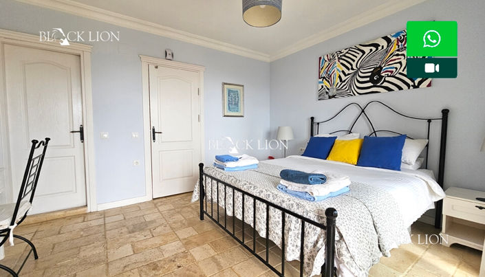 Image No.12-3 Bed Villa for sale