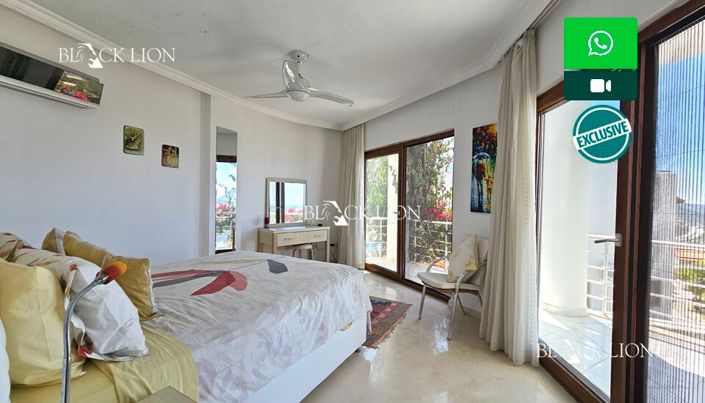 Image No.15-3 Bed Villa for sale