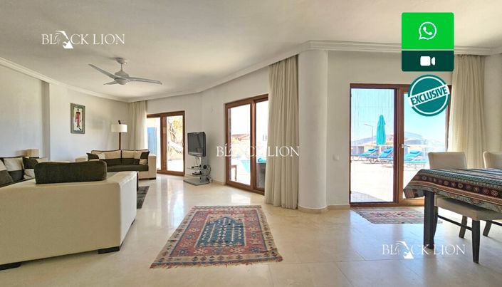 Image No.8-3 Bed Villa for sale