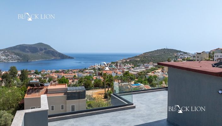 Image No.2-Villa de 4 chambres à vendre à Kalkan