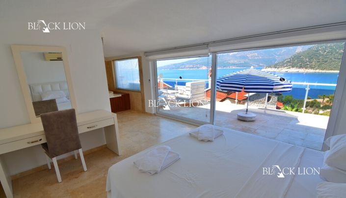 Image No.22-3 Bed Villa for sale