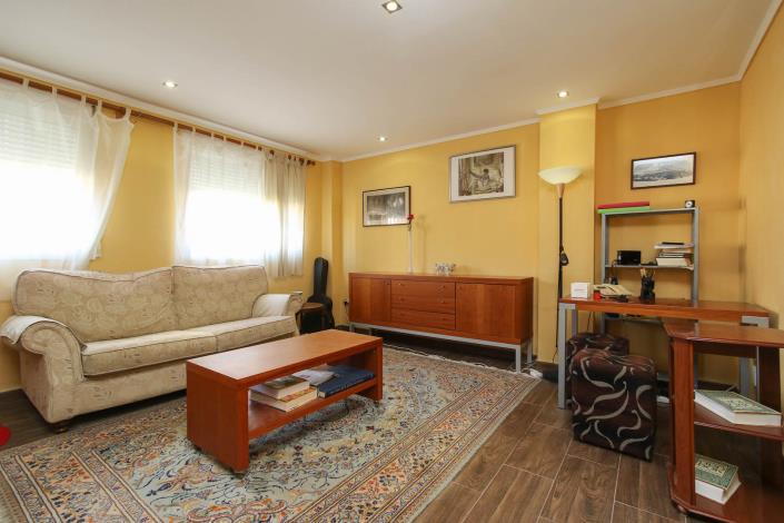 Image No.2-Propriété de 3 chambres à vendre à Pizarra