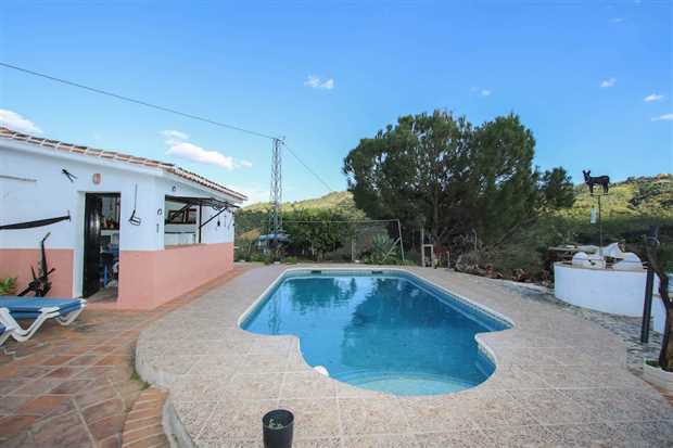 Image No.21-Propriété de 7 chambres à vendre à Guaro