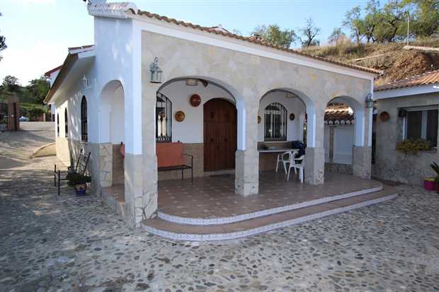 Image No.3-Propriété de 7 chambres à vendre à Guaro