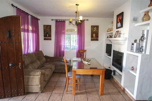 Image No.8-Propriété de 7 chambres à vendre à Guaro