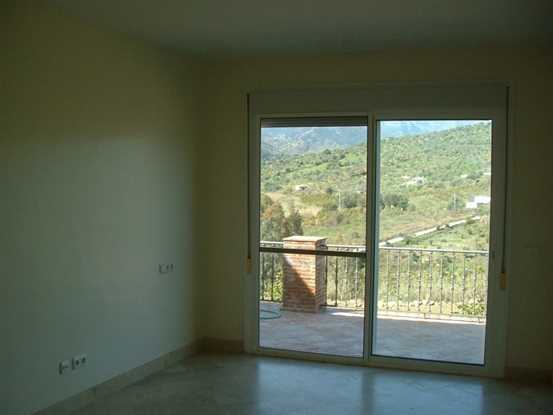 Image No.13-Propriété de 4 chambres à vendre à Guaro