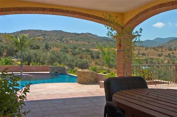 Image No.2-Propriété de 4 chambres à vendre à Guaro