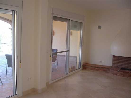 Image No.6-Propriété de 4 chambres à vendre à Guaro