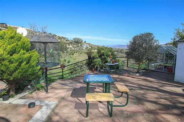 Image No.5-3 Bed Property for sale