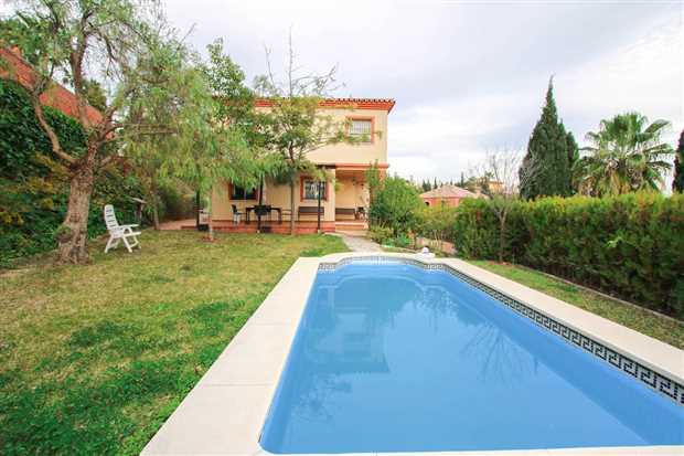 Image No.8-5 Bed Property for sale