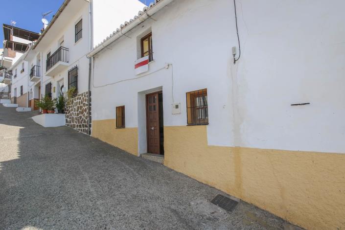 Image No.2-Maison de ville de 4 chambres à vendre à Alozaina