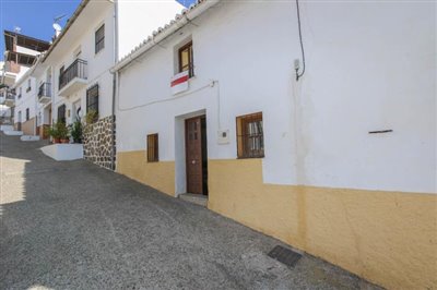 Maison de ville de 4 chambres à vendre à Alozaina