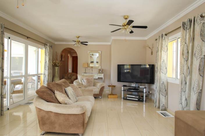 Image No.7-Propriété de 5 chambres à vendre à Monda