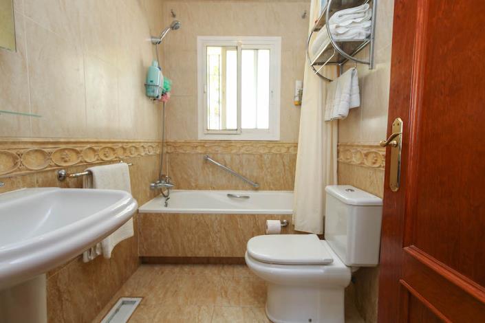 Image No.18-Propriété de 5 chambres à vendre à Monda