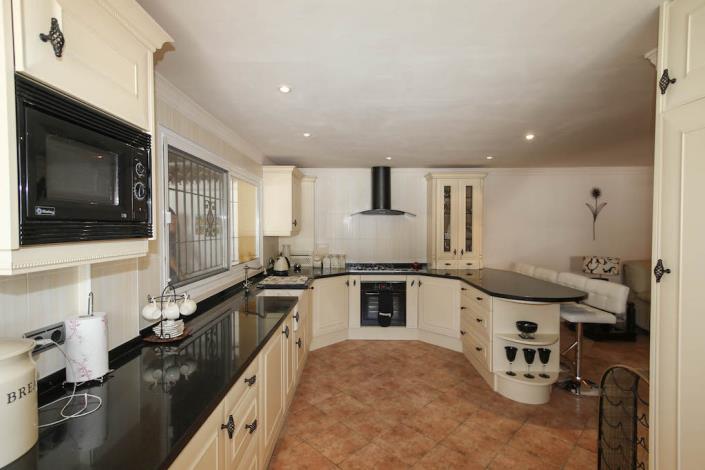 Image No.28-Propriété de 5 chambres à vendre à Monda