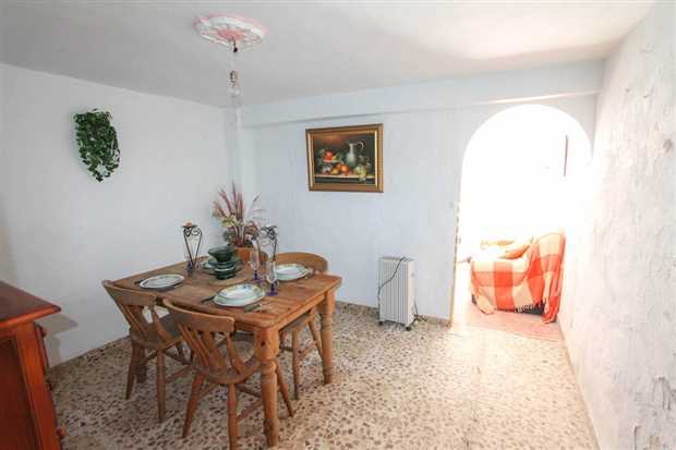 Image No.9-Propriété de 3 chambres à vendre à Yunquera