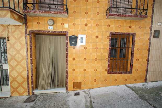 Image No.1-Propriété de 6 chambres à vendre à Guaro