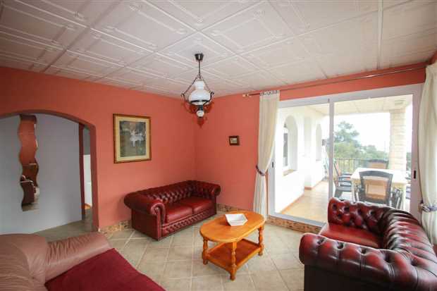 Image No.3-5 Bed Property for sale