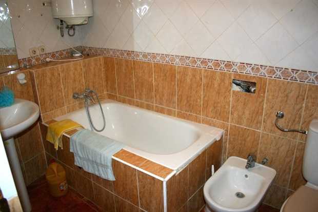 Image No.15-Propriété de 4 chambres à vendre à Coin